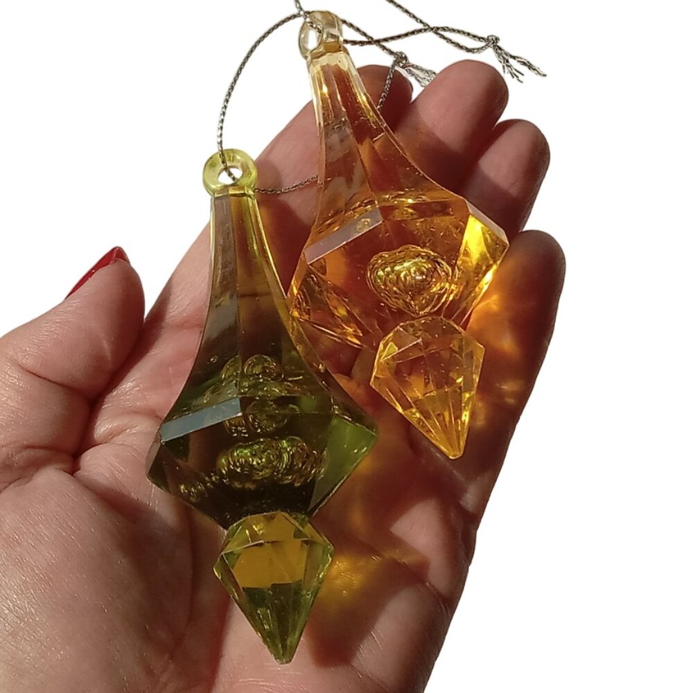 2 Vintage Ornaments / Suncatchers - Picture 2 of 12